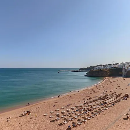 Perfect Downtown With Garage Albufeira